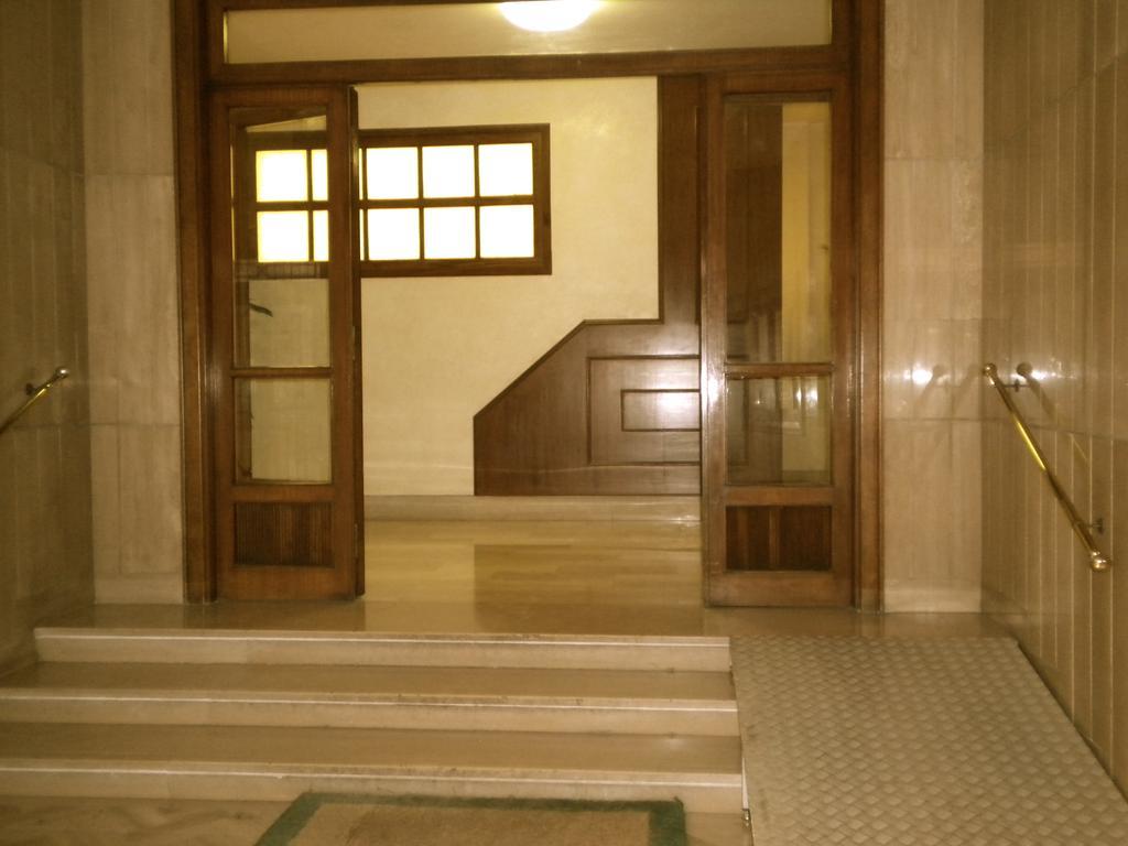 ホテル アルバ ロマーナ B＆B ローマ エクステリア 写真